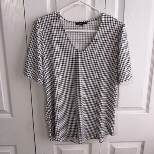 Adrianna Papell black white check short sleeve blouse size medium